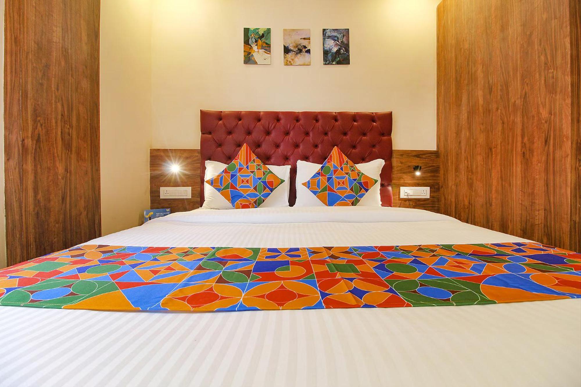 Fabhotel Peninsula - Nr Csmt Station Мумбай Екстериор снимка